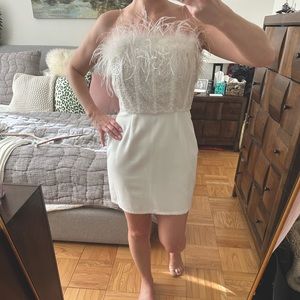 Felicia White Faux Feather Mini Dress size medium